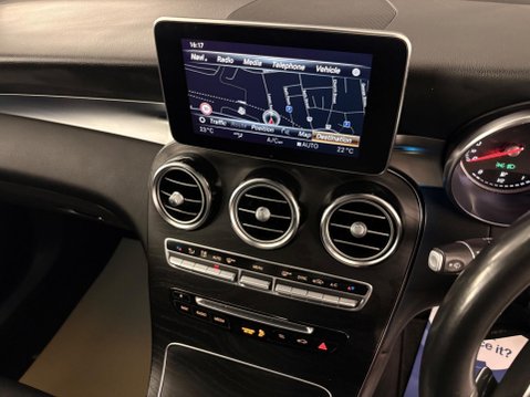 Mercedes-Benz GLC 2.0 GLC250 AMG Line (Premium Plus) G-Tronic 4MATIC Euro 6 (s/s) 5dr 11