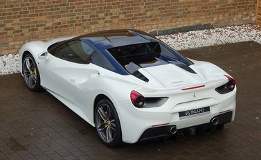 Ferrari 488 Spider 11