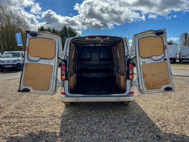 Ford Transit Custom LWB L2H1 Low Roof Limited 320 Air Con Alloys Camera Sensors EURO 6 8