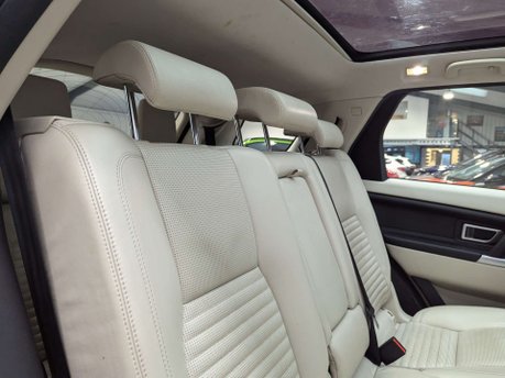 Land Rover Discovery Sport 2.0 Discovery Sport Luxury HSE TD4 Auto 4WD 5dr 59