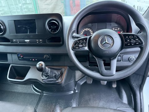 Mercedes-Benz Sprinter 2.0 315 CDI Progressive RWD L3 H2 Euro 6 (s/s) 5dr 12