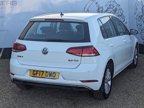Volkswagen Golf SE NAVIGATION TDI BLUEMOTION TECHNOLOGY DSG 9
