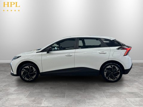 MG MG4 64kWh SE Long Range Hatchback 5dr Electric Auto (203 ps) 4