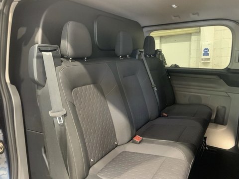 Ford Transit Custom 320 LIMITED L1H1 DCIV ECOBLUE 12