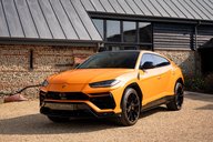 Lamborghini Urus V8 1
