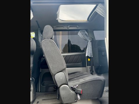 Toyota Alphard Sunroof 8 Seater 51