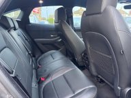 Jaguar E-Pace R-DYNAMIC S 11