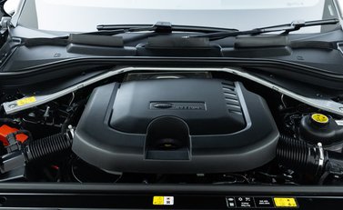 Land Rover Range Rover D350 HSE 29