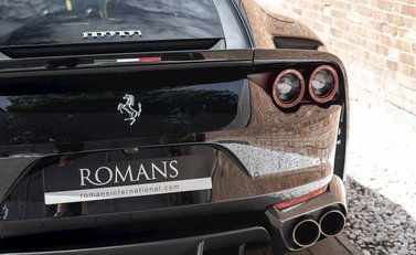 Ferrari 812 Superfast 24