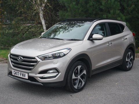 Hyundai TUCSON 2.0 CRDi Premium SE Auto 4WD Euro 6 5dr 8
