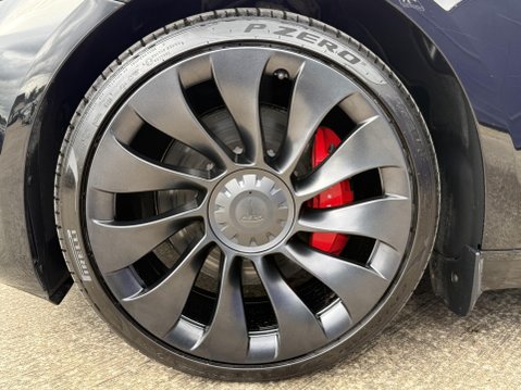 Tesla Model 3 (Dual Motor) Performance Saloon 4dr Electric Auto 4WDE (Performance Upgrade 18