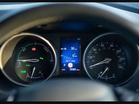 Toyota C-HR 1.8 C-HR-Dynamic HEV CVT 5dr 11