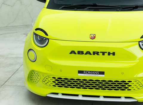 Abarth 500e Scorpionissima 28