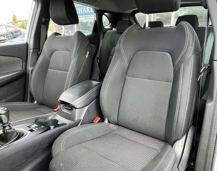 Nissan Qashqai 1.3 Qashqai Acenta Premium DiG-T MHEV 5dr 60