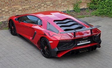 Lamborghini Aventador SV 25