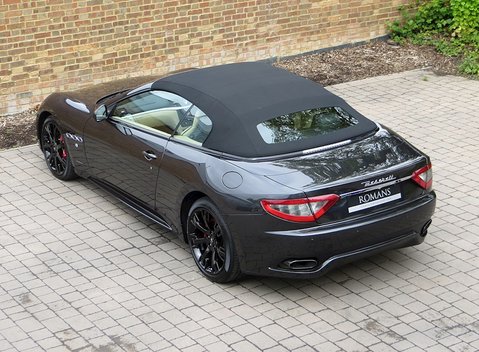Maserati Grancabrio Sport 16