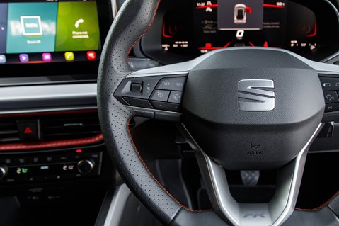 SEAT Arona ECOTSI FR 18