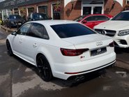 Audi A4 TFSI S4 QUATTRO 9