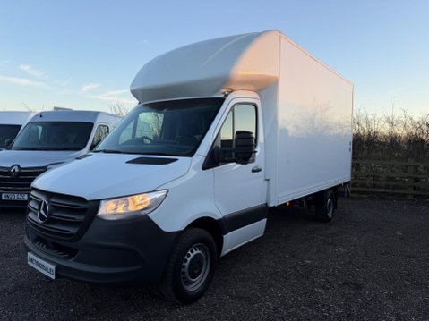 Mercedes-Benz Sprinter 2.0 315 CDI Progressive RWD L3 Euro 6 (s/s) 2dr 5
