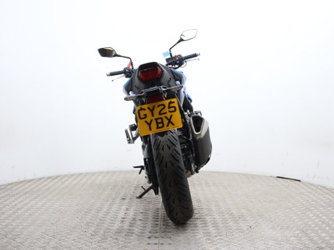 Honda CB750 Hornet CB 750 A-S 11