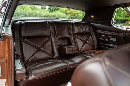 Lincoln Continental Mk III 31