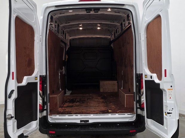 Ford Transit TRANSIT 350 L3 DIESEL AWD 2.0 Eco Blue 130ps H3 Leader Van 15