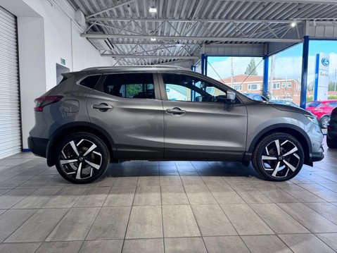 Nissan Qashqai 1.6 DIG-T Tekna+ Euro 6 (s/s) 5dr 2