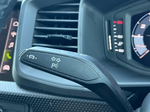 Audi A1 SPORTBACK TFSI TECHNIK 33