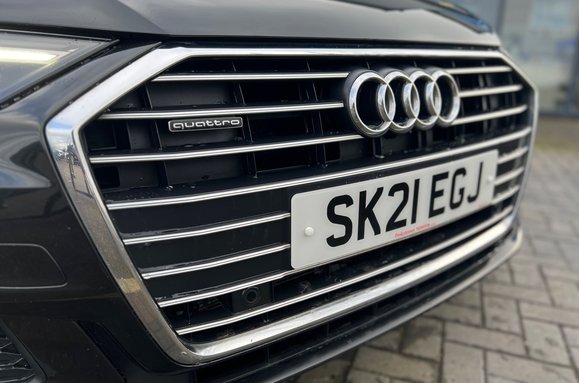 Audi A6 AVANT TDI QUATTRO S LINE AUTO 6