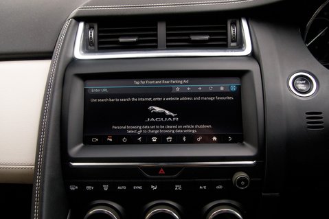 Jaguar E-Pace R-DYNAMIC S 28