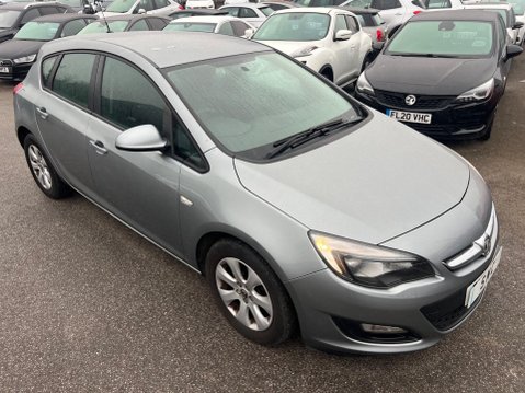Vauxhall Astra 1.6i Design Euro 6 5dr 8