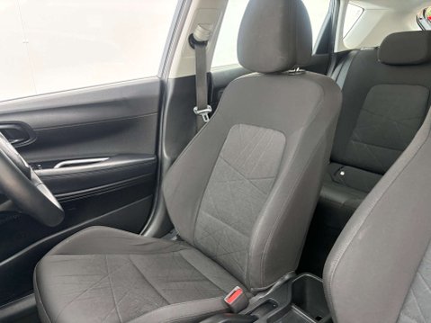 Hyundai BAYON 1.0 Bayon SE Connect TGDi MHEV Auto 5dr 46