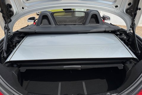 Mercedes-Benz SLK SLK250 BLUEEFFICIENCY AMG SPORT ED125..11 SERVICES..LAST OWNER 9 YEARS.. 47