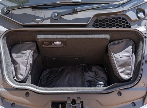 Lamborghini Huracan LP640-4 Performante 28