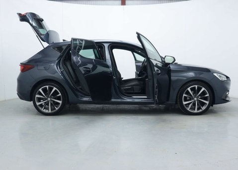 SEAT Leon 1.0 eTSI MHEV FR Sport Hatchback 5dr Petrol Hybrid DSG Euro 6 (s/s) (110 ps 52