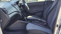 Hyundai i20 1.4 SE Hatchback 5dr Petrol Auto Euro 6 (100 ps) 33
