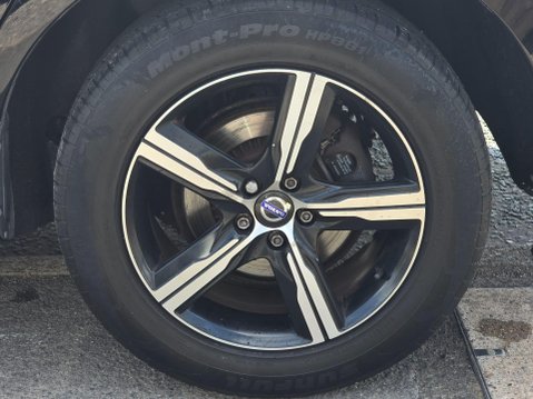 Volvo XC60 2.0 D4 R-Design Nav Auto Euro 6 (s/s) 5dr 36