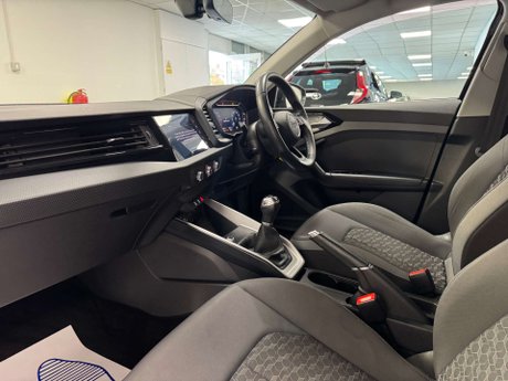 Audi A1 1.0 A1 Sportback 25 TFSI Sport 5dr 11