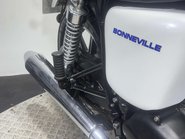 Triumph Bonneville 2014 T100 GREAT CONDITION ONLY 7K ICONIC MODERN CLASSIC 865CC 14
