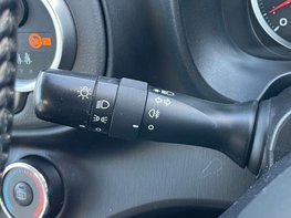 Toyota Yaris 1.3 Yaris TR VVT-i 5dr 33