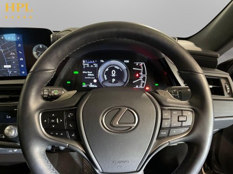 Lexus Es 2.5 300h Saloon 4dr Petrol Hybrid E-CVT Euro 6 (s/s) (218 ps) 13
