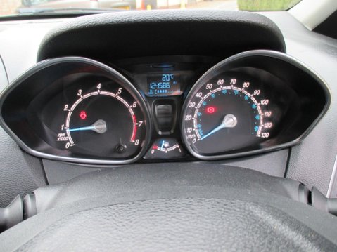 Ford B-Max 1.0T EcoBoost Zetec Euro 5 5dr 19