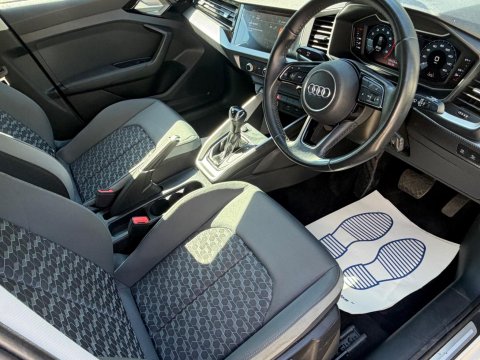 Audi A1 1.0 TFSI 30 Sport Sportback S Tronic Euro 6 (s/s) 5dr 9