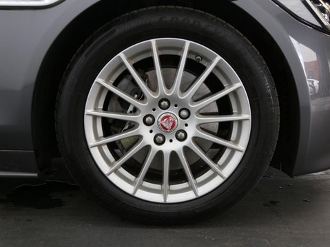 Jaguar XE 2.0d R-Sport Auto Euro 6 (s/s) 4dr 26