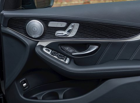 Mercedes-Benz GLC 63 S 4Matic Coupe 23