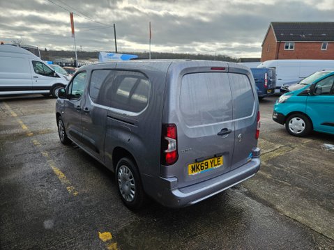 Vauxhall Combo L2H1 2300 SPORTIVE S/S 4