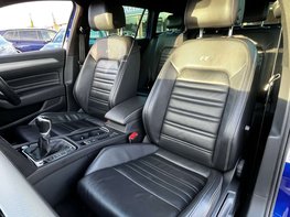 Volkswagen Passat 1.5 Passat R-Line TSi Evo 5dr 70