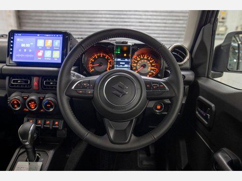 Suzuki Jimny Sierra ALLGrip SUV 1.5 Euro 6 (101 ps) 37