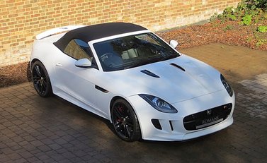 Jaguar F-Type S V8 Convertible 9