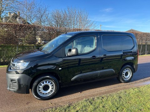 Citroen Berlingo 800 50kWh Enterprise Edition M Auto SWB 5dr (7.4kW Charger) 4